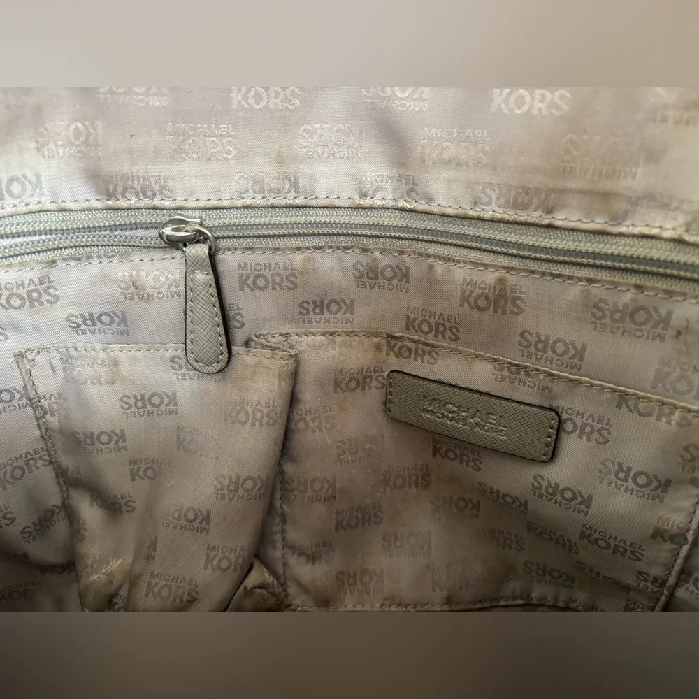 Michael Kors Jet Set Travel large tote bag in grey saffiano leather